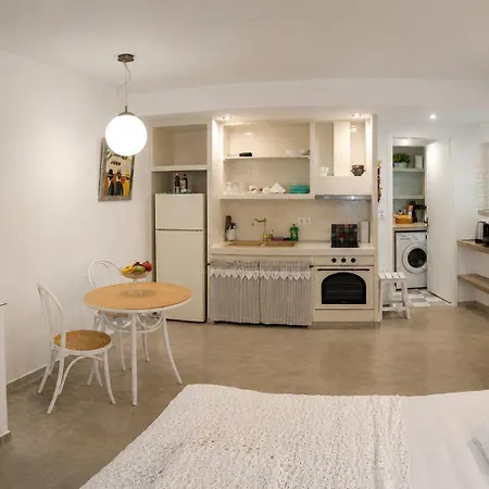 Est 1852 - Cozy Apartmán Ándros